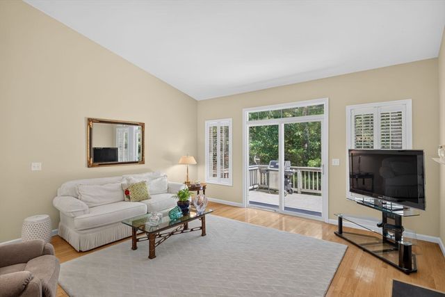 28 Cross Wind, Plymouth, MA 02360