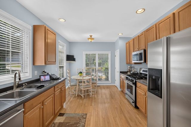 28 Cross Wind, Plymouth, MA 02360