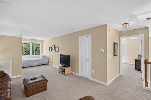 28 Cross Wind, Plymouth, MA 02360