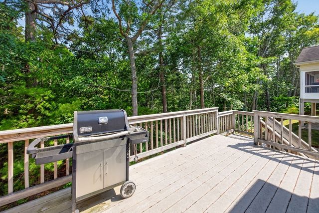 28 Cross Wind, Plymouth, MA 02360