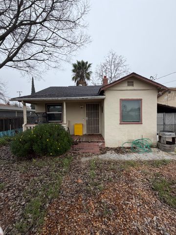 2730 Berger Ave, Sacramento, CA 95815