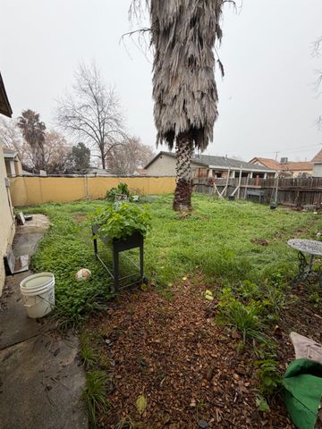 2730 Berger Ave, Sacramento, CA 95815