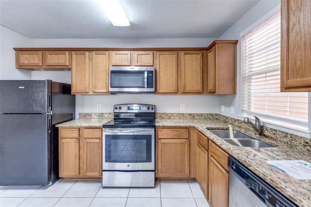4934 S Cancun Drive, Houston, TX 77045