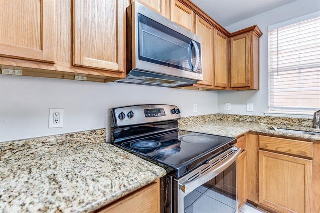 4934 S Cancun Drive, Houston, TX 77045
