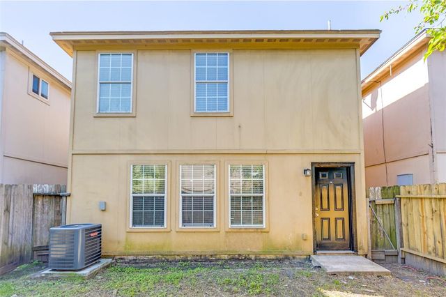 4934 S Cancun Drive, Houston, TX 77045
