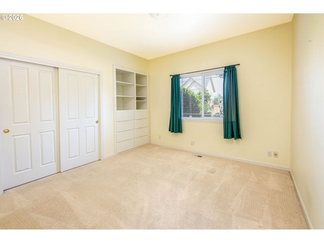1243 DELROSE Dr, Springfield, OR 97477