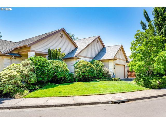 1243 DELROSE Dr, Springfield, OR 97477