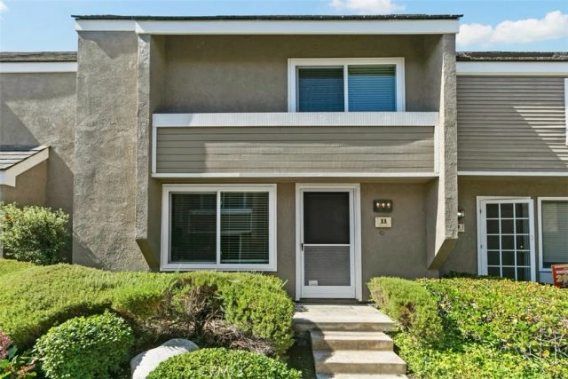 11 Rosemary 20, Irvine, CA 92604