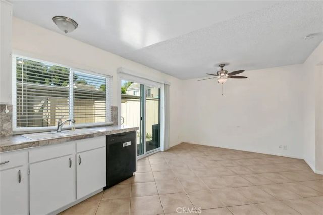 11 Rosemary 20, Irvine, CA 92604