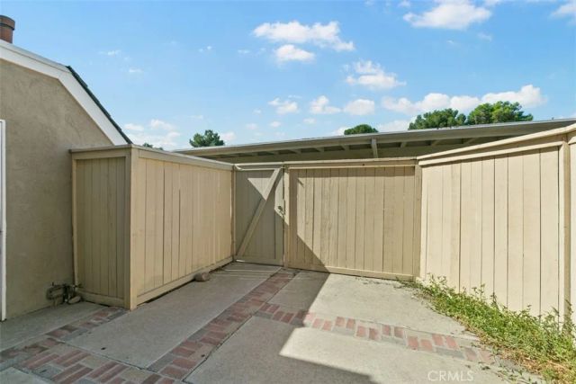 11 Rosemary 20, Irvine, CA 92604