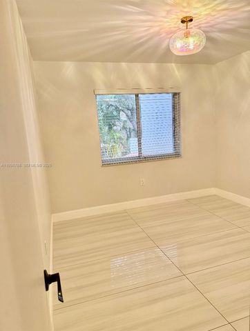 10979 SW 75th St, Miami, FL 33173