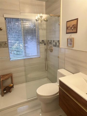 10979 SW 75th St, Miami, FL 33173