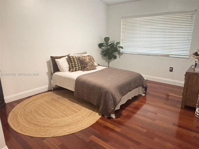 10979 SW 75th St, Miami, FL 33173