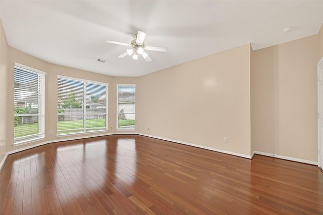 5907 Indian Hills Lane, Sugar Land, TX 77479