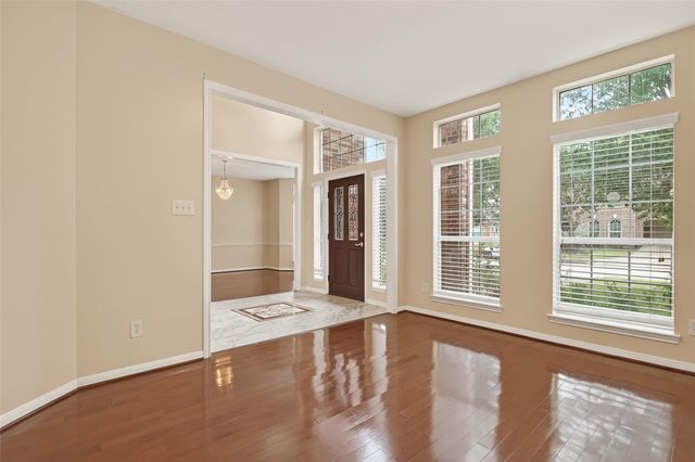 5907 Indian Hills Lane, Sugar Land, TX 77479