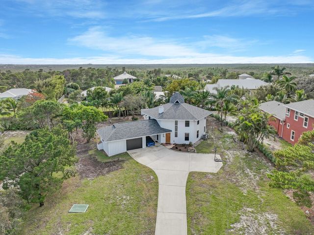 9752 SE Highborne Way, Hobe Sound, FL 33455