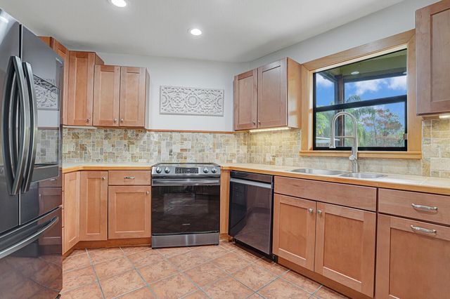 9752 SE Highborne Way, Hobe Sound, FL 33455