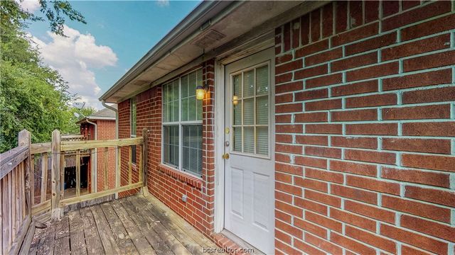 1509 Hollowhill Drive D, Bryan, TX 77802