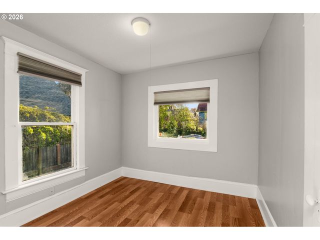 4734 N KERBY Ave, Portland, OR 97217