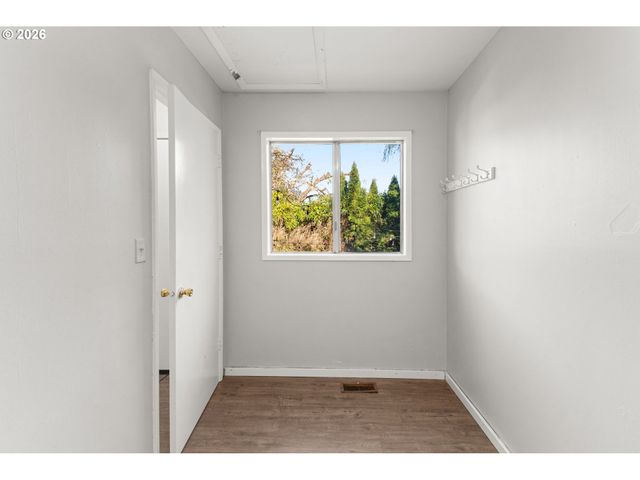 4734 N KERBY Ave, Portland, OR 97217