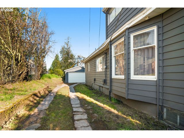 4734 N KERBY Ave, Portland, OR 97217