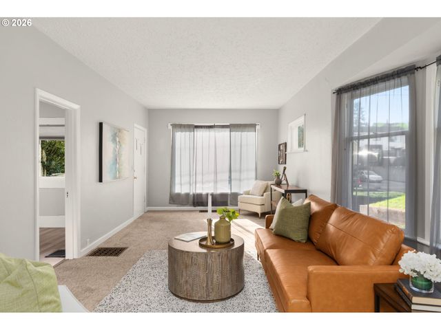 4734 N KERBY Ave, Portland, OR 97217