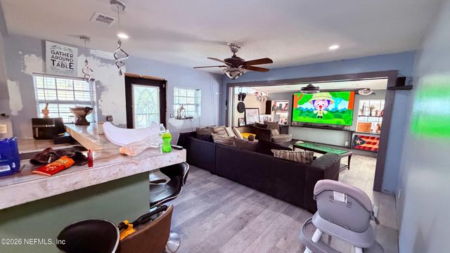 2103 LIMOGES Drive E, Jacksonville, FL 32210