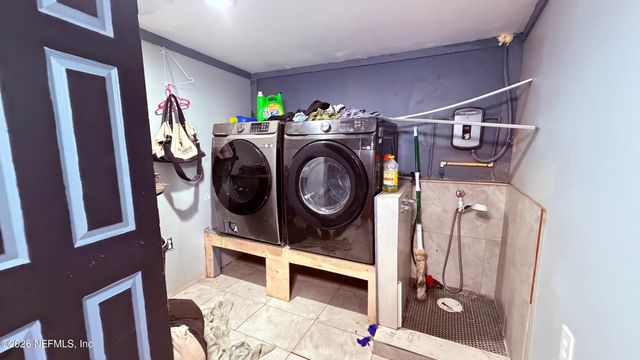 2103 LIMOGES Drive E, Jacksonville, FL 32210