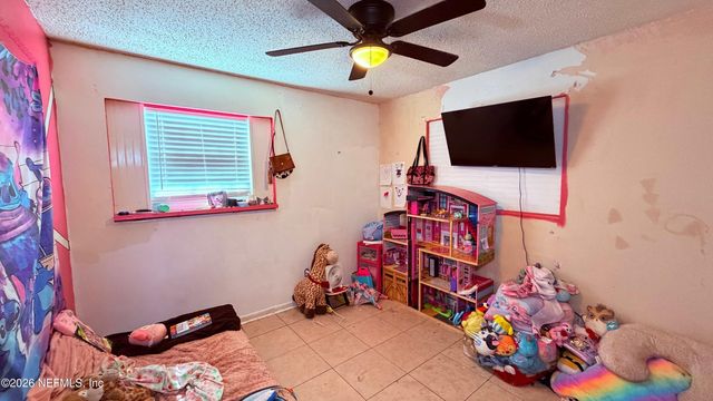 2103 LIMOGES Drive E, Jacksonville, FL 32210