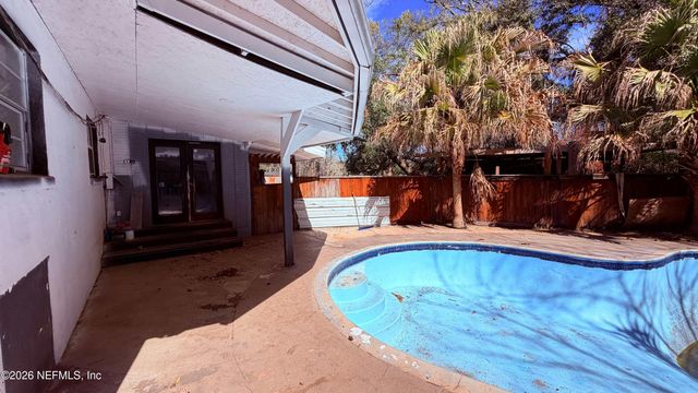 2103 LIMOGES Drive E, Jacksonville, FL 32210