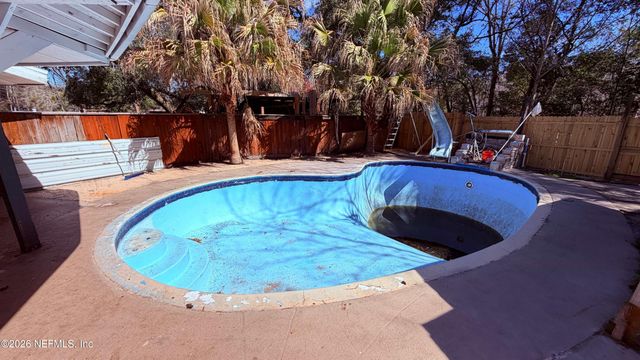 2103 LIMOGES Drive E, Jacksonville, FL 32210