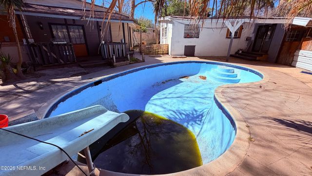 2103 LIMOGES Drive E, Jacksonville, FL 32210