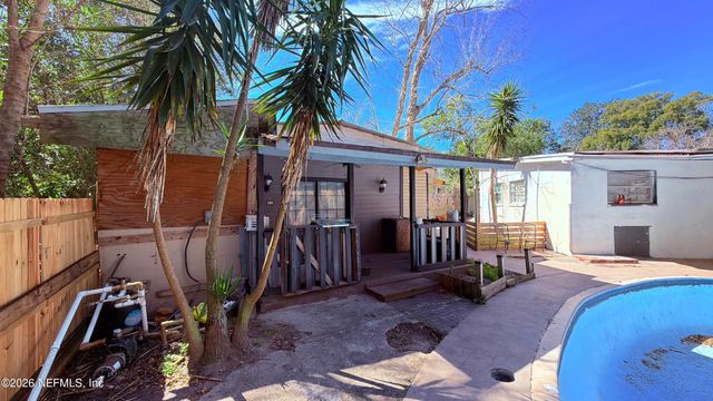 2103 LIMOGES Drive E, Jacksonville, FL 32210