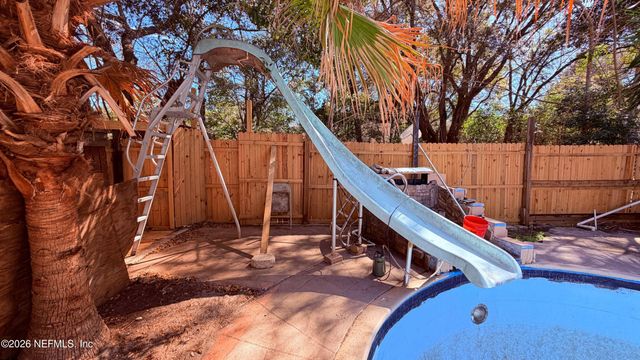 2103 LIMOGES Drive E, Jacksonville, FL 32210