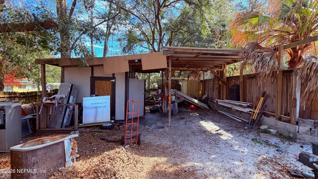 2103 LIMOGES Drive E, Jacksonville, FL 32210