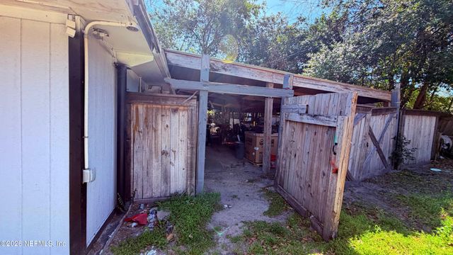 2103 LIMOGES Drive E, Jacksonville, FL 32210