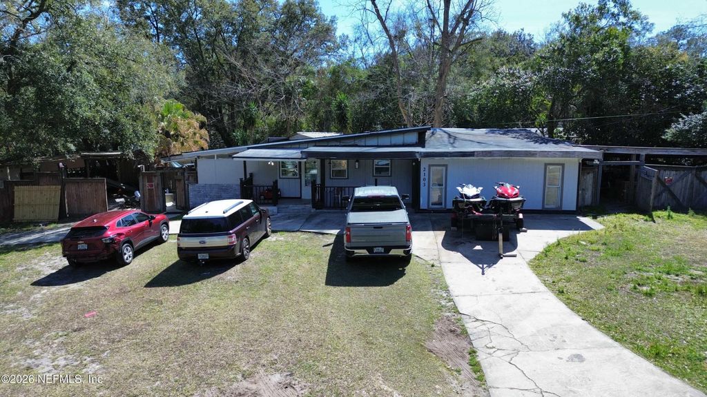 2103 LIMOGES Drive E, Jacksonville, FL 32210