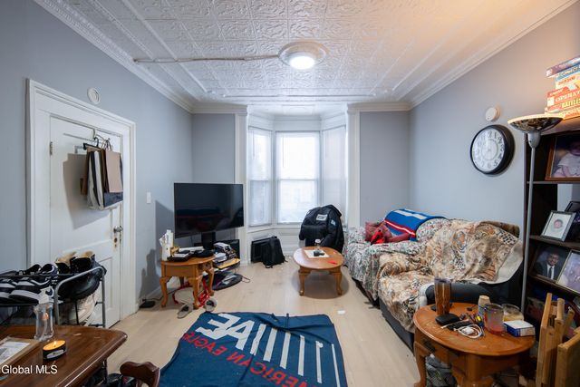 1529 7th Avenue, Watervliet, NY 12189