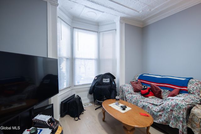 1529 7th Avenue, Watervliet, NY 12189