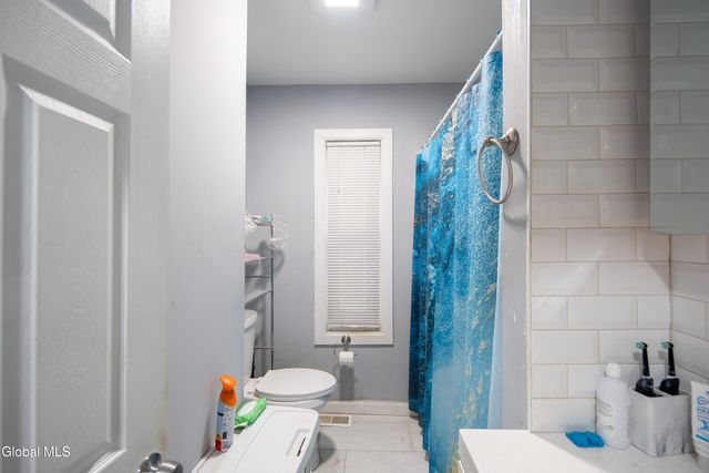 1529 7th Avenue, Watervliet, NY 12189