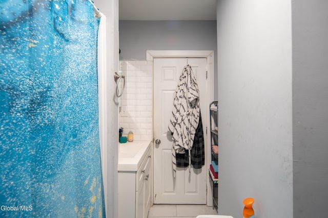 1529 7th Avenue, Watervliet, NY 12189