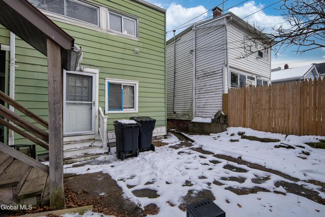 1529 7th Avenue, Watervliet, NY 12189