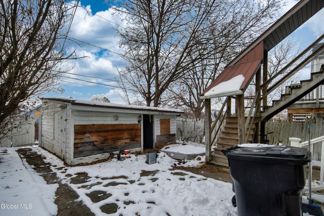 1529 7th Avenue, Watervliet, NY 12189