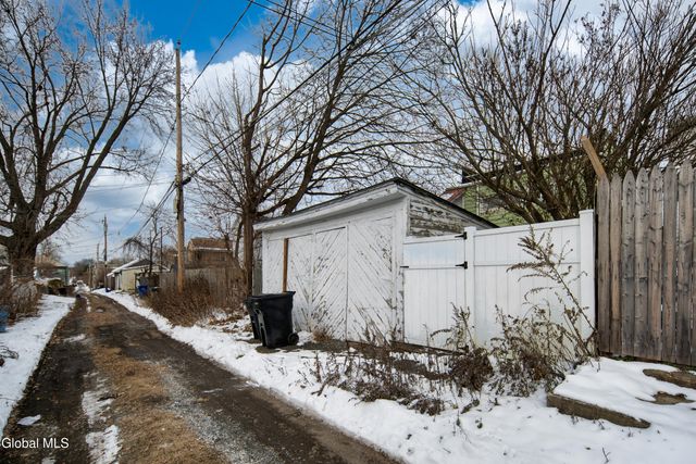 1529 7th Avenue, Watervliet, NY 12189