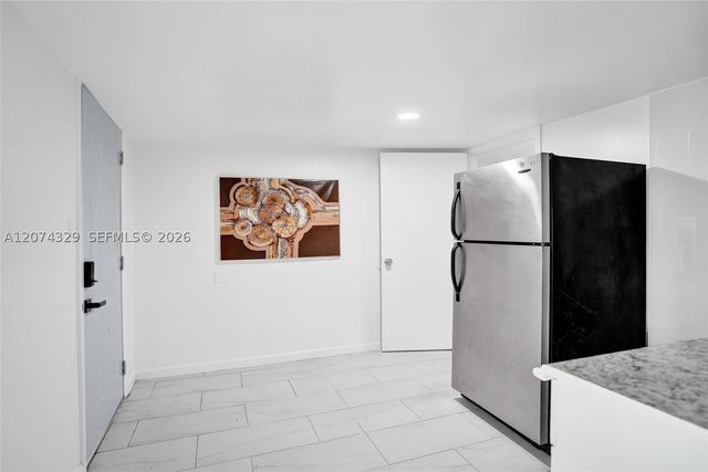 6104 SW 33rd St, Miramar, FL 33023