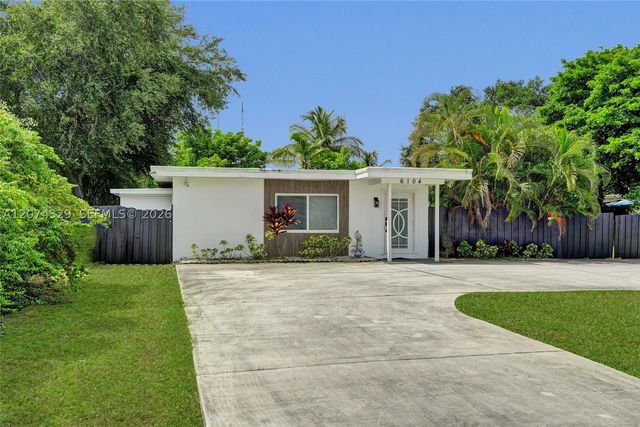 6104 SW 33rd St, Miramar, FL 33023