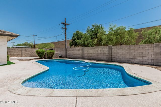 1213 E RIVIERA Drive, Tempe, AZ 85282