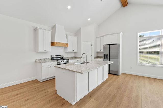 1434 Scuffletown Road, Simpsonville, SC 29681