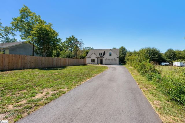 1434 Scuffletown Road, Simpsonville, SC 29681
