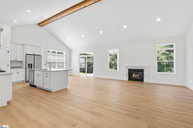 1434 Scuffletown Road, Simpsonville, SC 29681